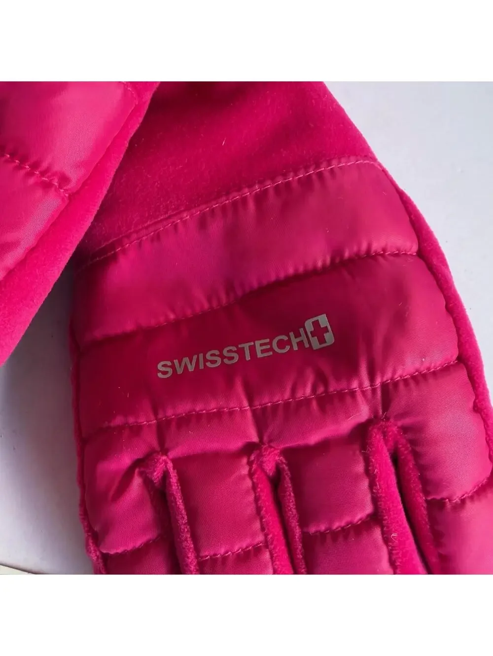 SWISSTECH Padded‎ Fleece Lined Gloves Women's L-XL Pink Water Resistant